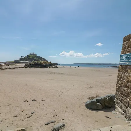 Carn House Holiday home *
